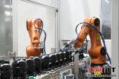 年產(chǎn)銷達(dá)3400萬臺(tái) 長(zhǎng)虹壓縮機(jī)產(chǎn)業(yè)全球奪冠.jpg 年產(chǎn)銷達(dá)3400萬臺(tái) 長(zhǎng)虹壓縮機(jī)產(chǎn)業(yè)全球奪冠.jpg